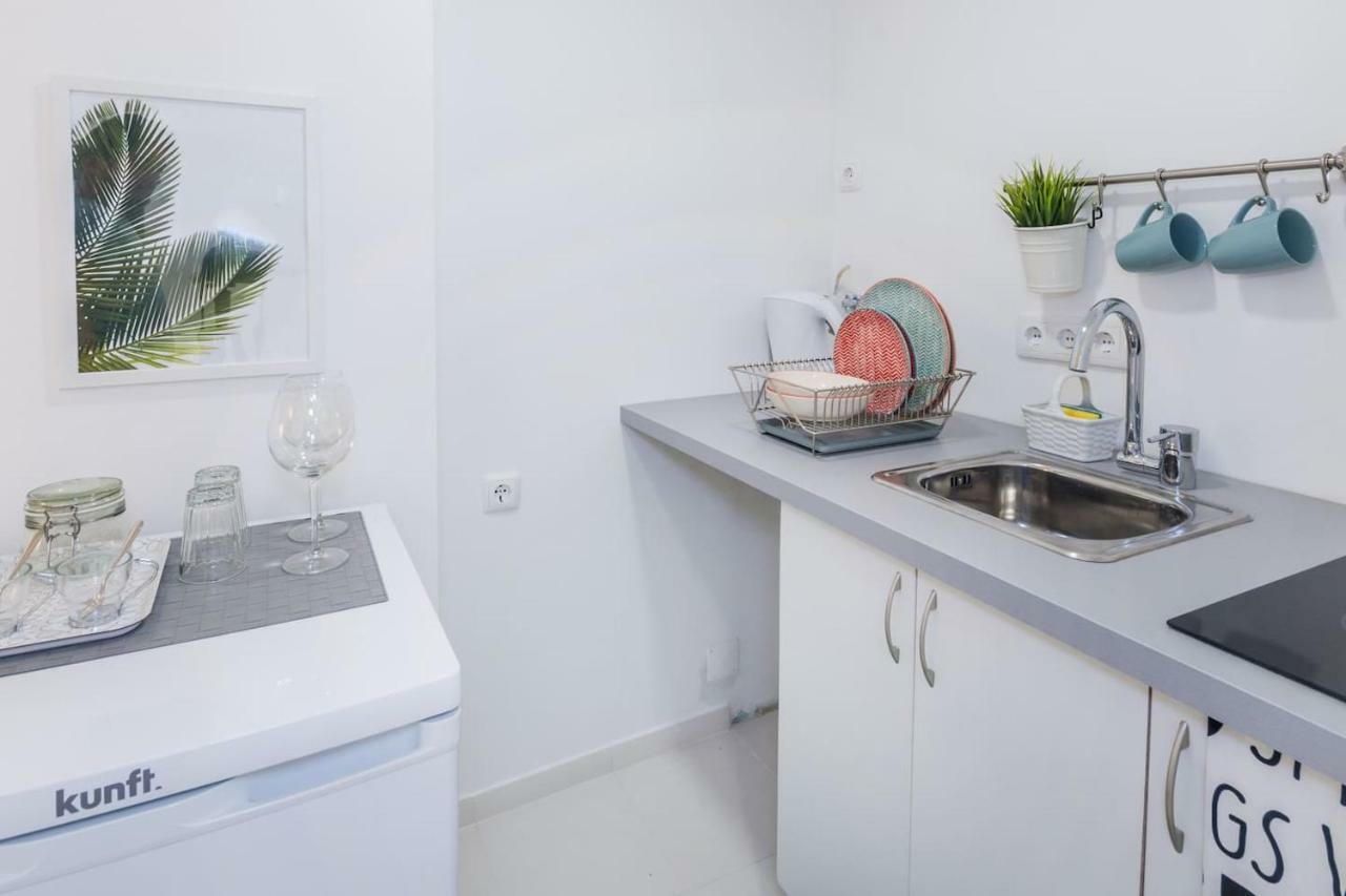 Center Minihouse For 2 - 3min From The Sea *